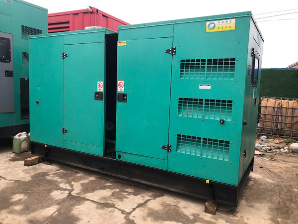 金昌怎样合理控制磷酸铁锂蓄电池的充放电倍率以延长其使用寿命？